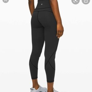 LULULEMON in movement tight 25’’